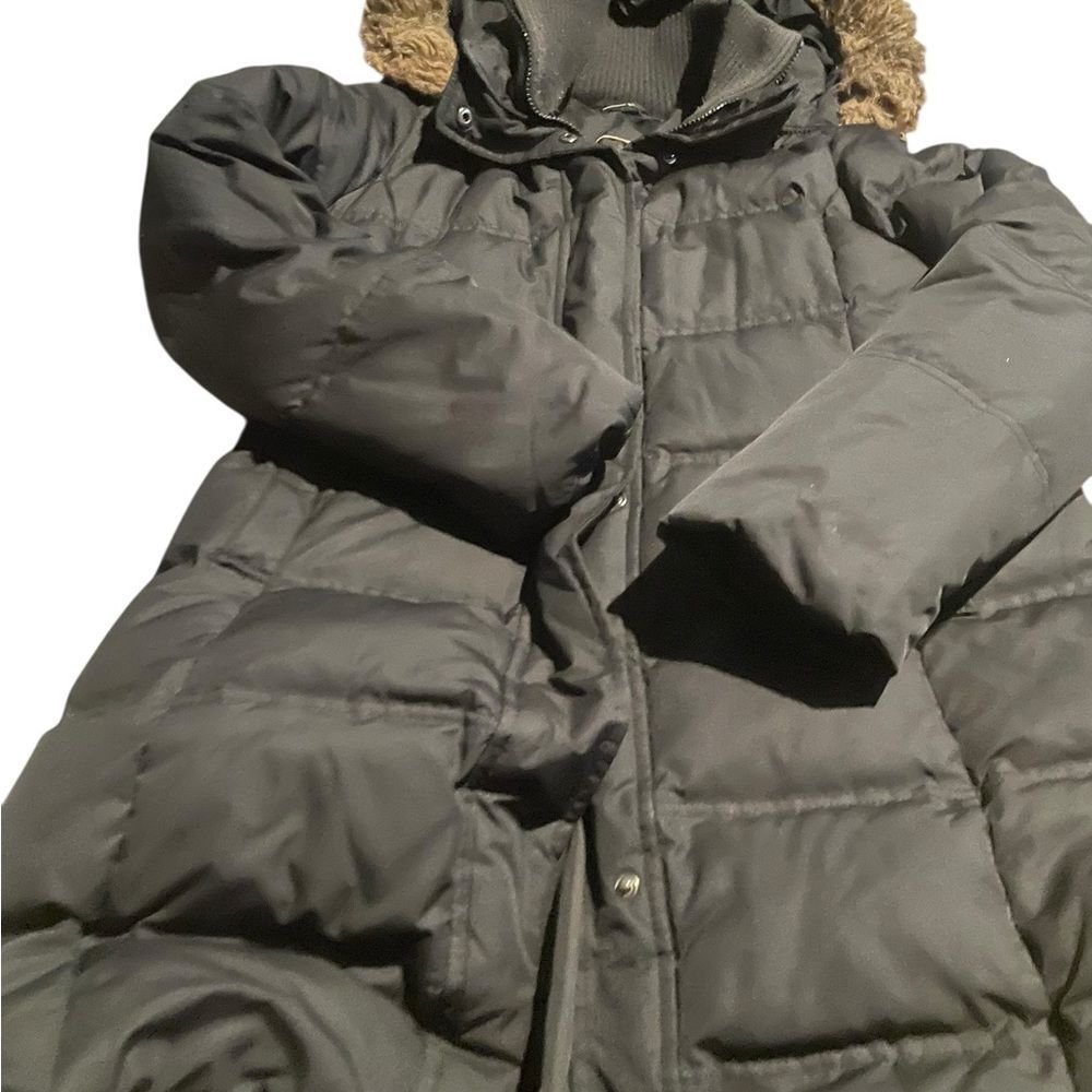 GAP Black Puffer Jacket with Brown Fur Hood